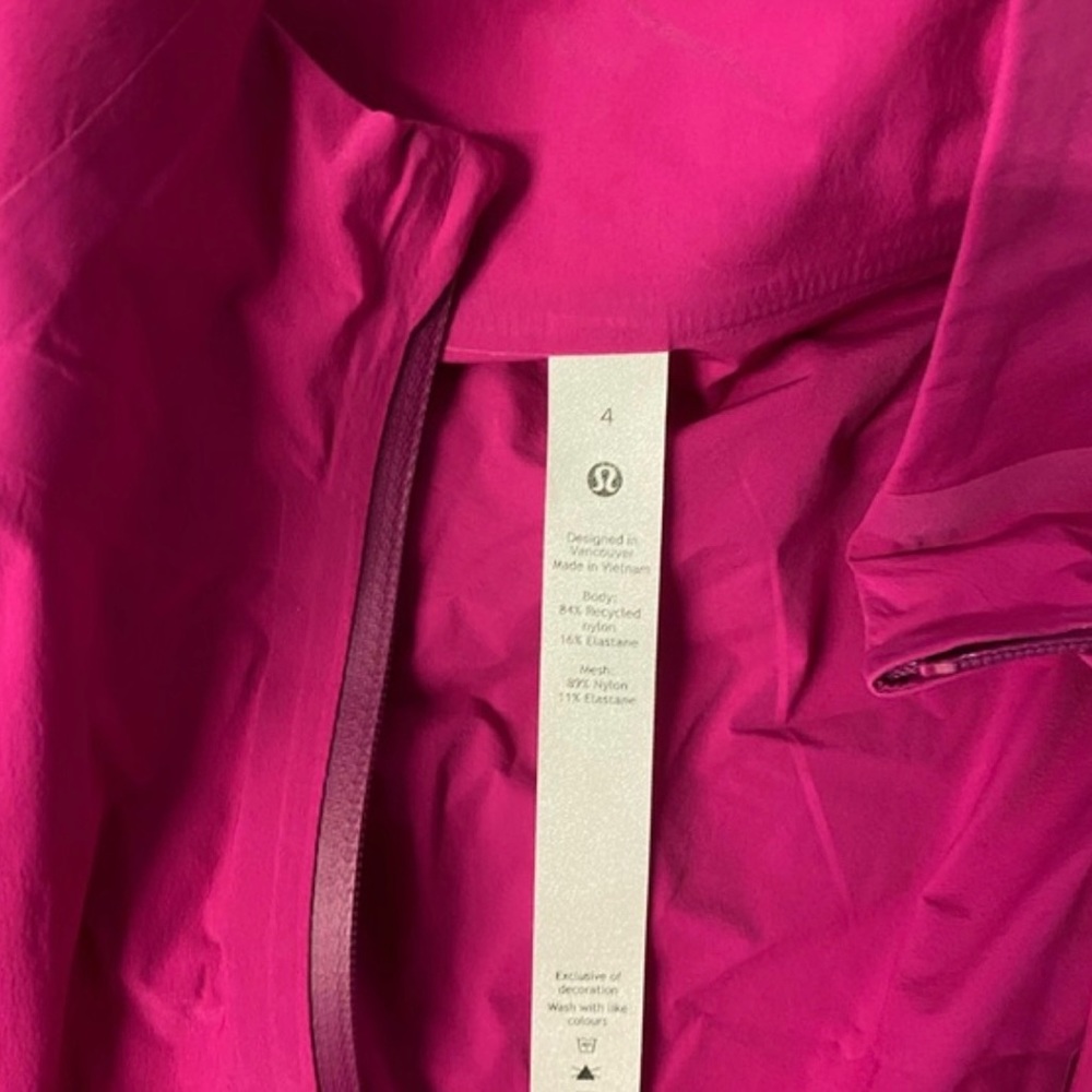 lululemon athletica Women's Vibrant Pink Ski Jacket - Picture 5 of 6